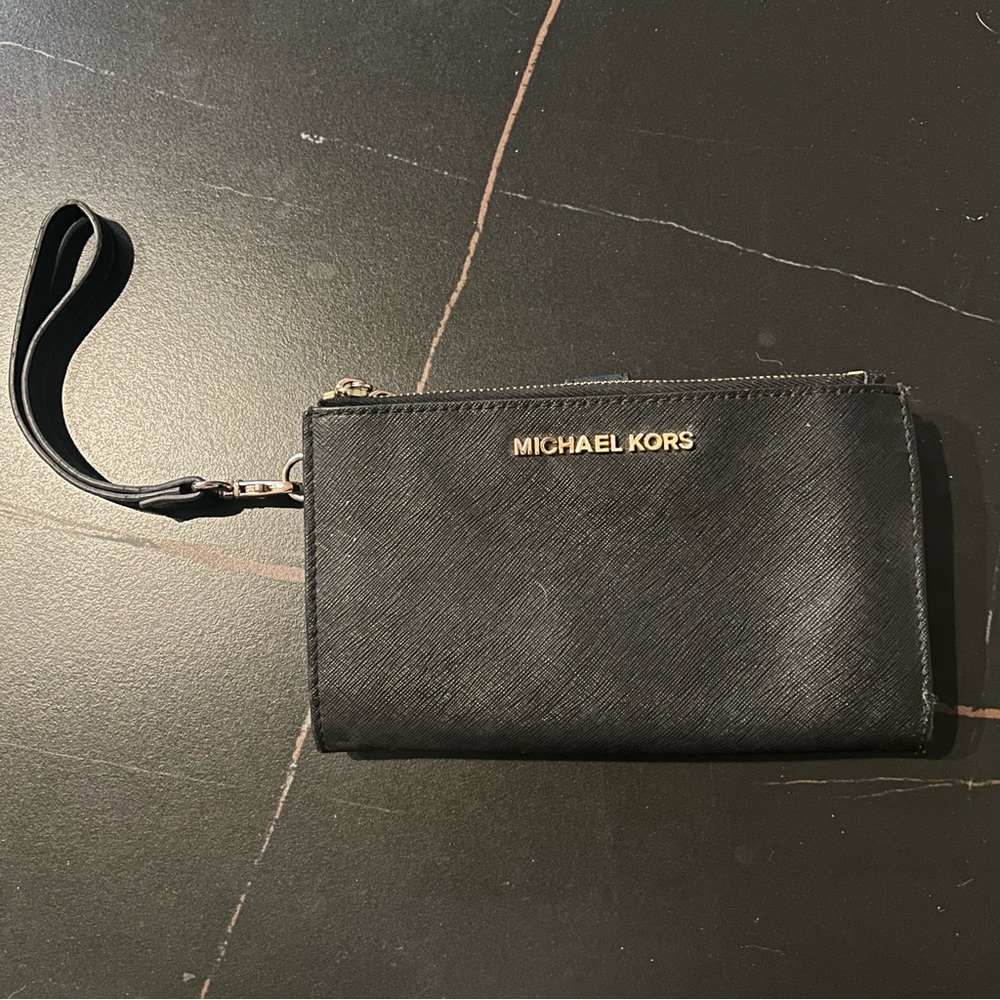 Michael Kors Women's Jet Set Travel Double Zip Wristlet Wallet Saffiano Leather
